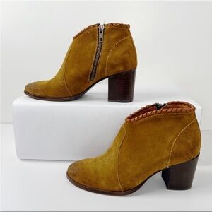 Frye Nora Whipstitch Suede Ankle Bootie Shootie